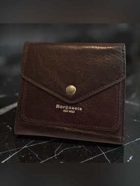 Brown Leather Men's Wallet - Classic Snap Card Holder